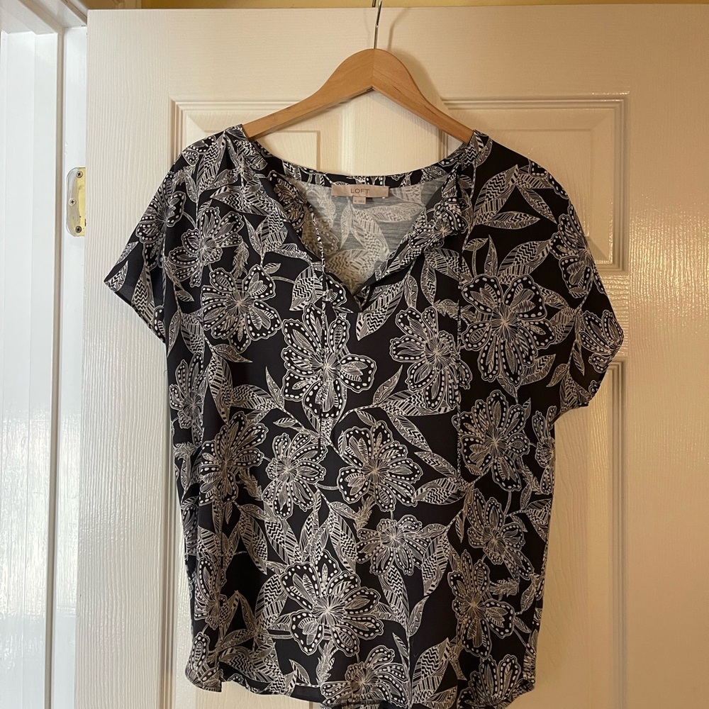 LOFT Black and White Floral Blouse